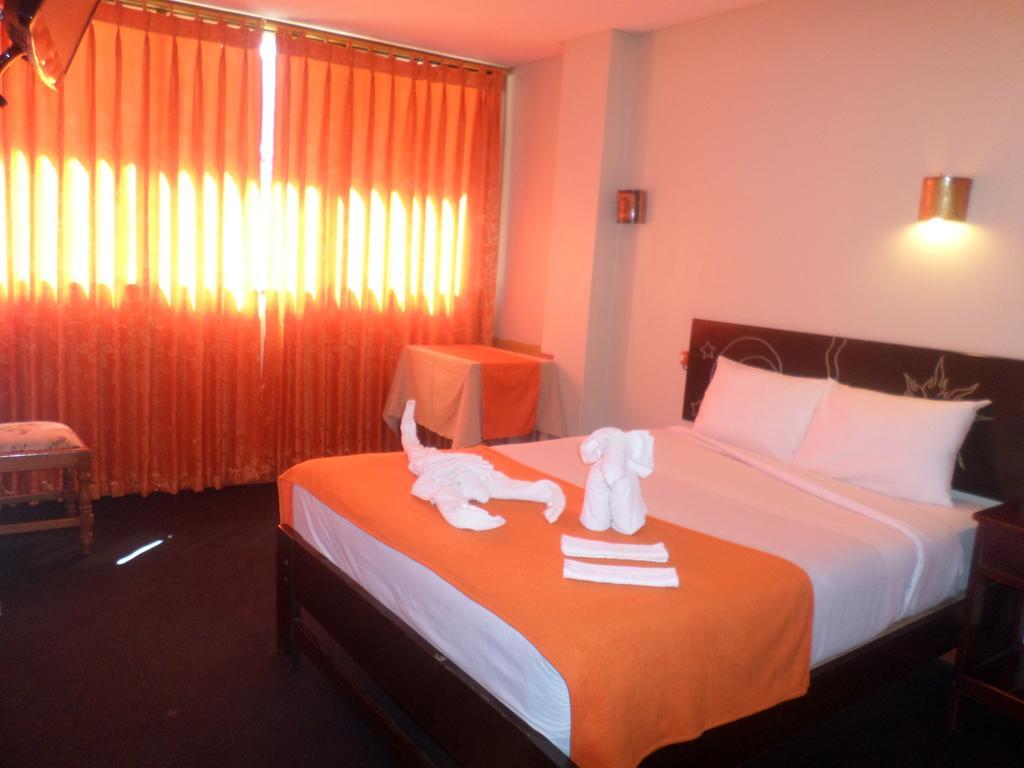 New Day Machu Picchu Hotel Aguas Calientes Ruang foto