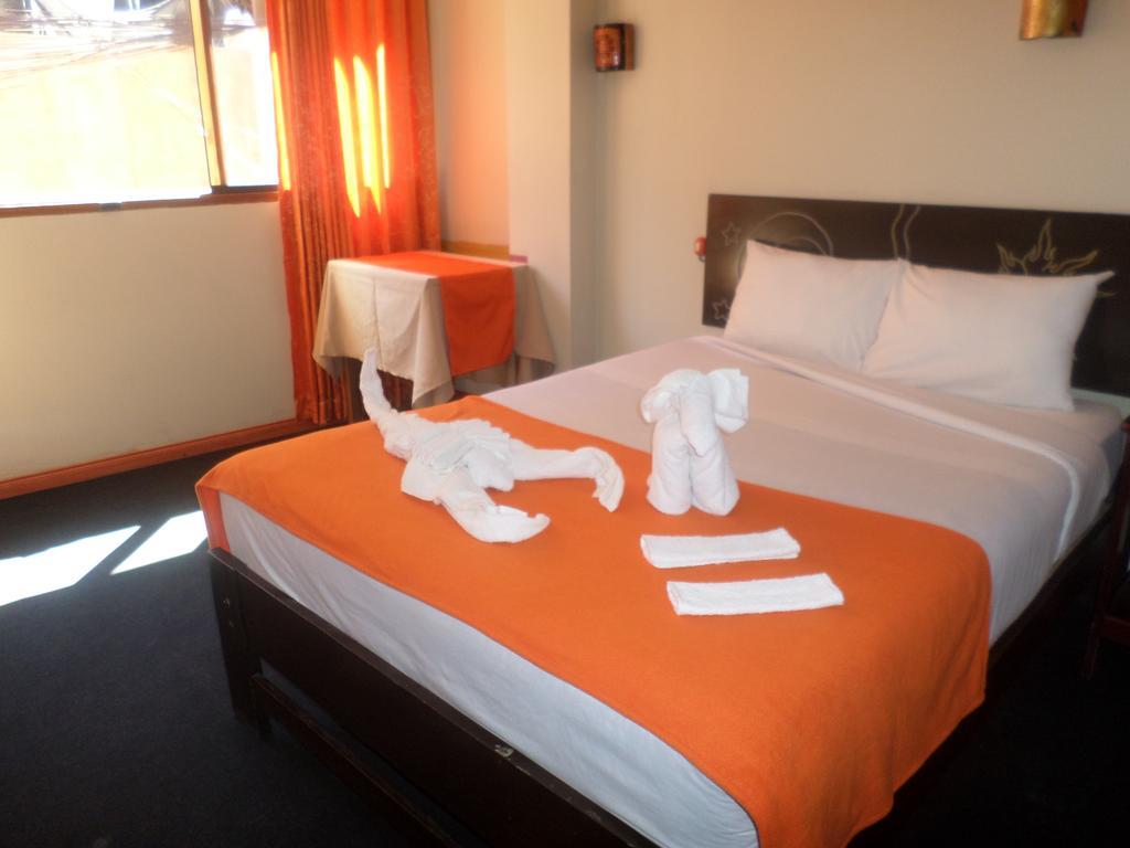 New Day Machu Picchu Hotel Aguas Calientes Bagian luar foto