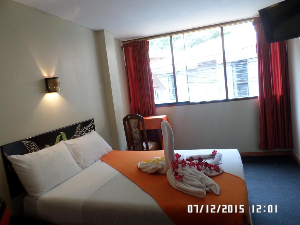 New Day Machu Picchu Hotel Aguas Calientes Bagian luar foto