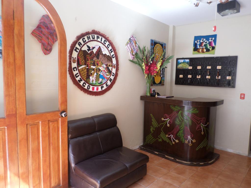 New Day Machu Picchu Hotel Aguas Calientes Bagian luar foto
