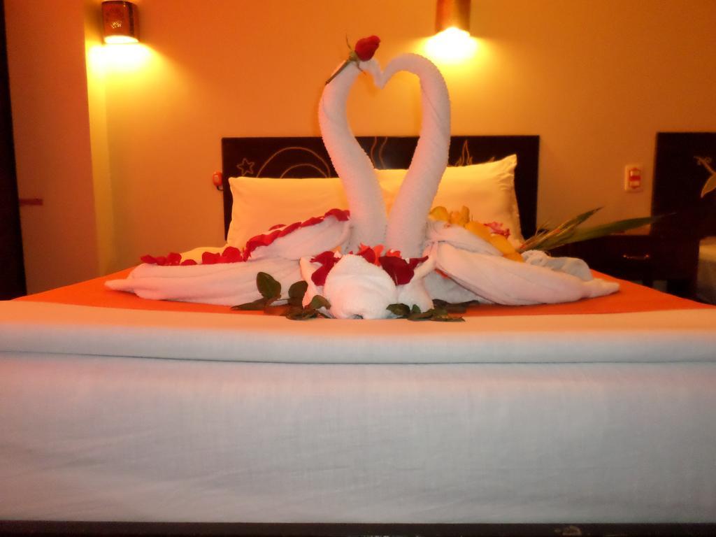 New Day Machu Picchu Hotel Aguas Calientes Bagian luar foto