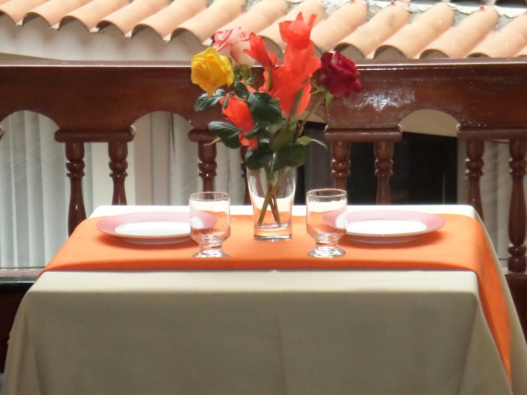 New Day Machu Picchu Hotel Aguas Calientes Bagian luar foto
